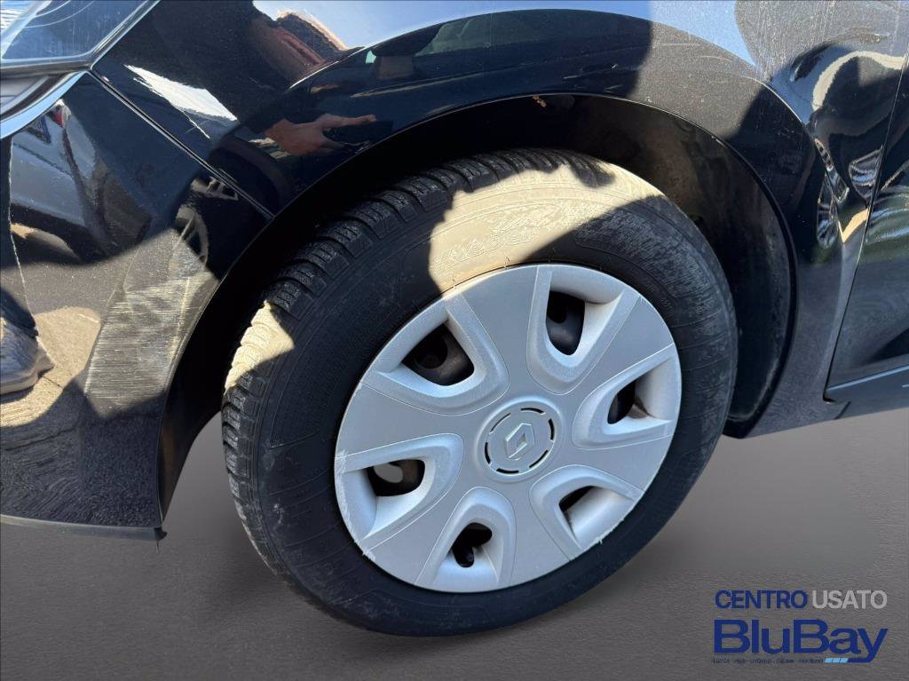 RENAULT Clio 1.2 75CV 5 porte Life