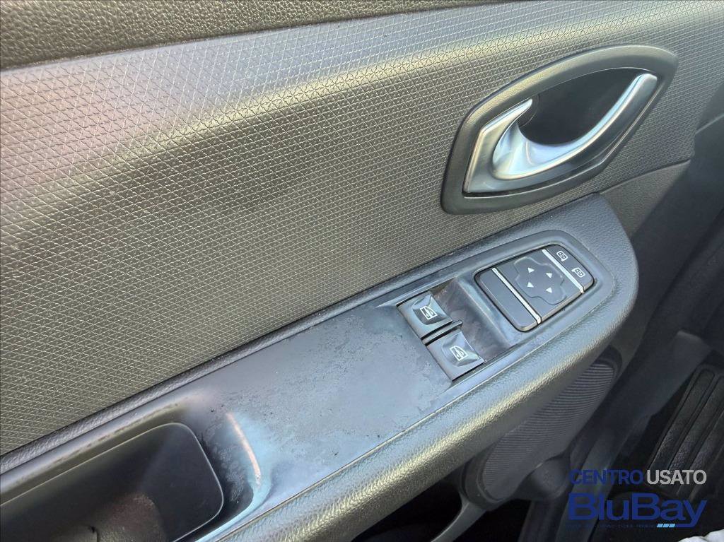 RENAULT Clio 1.2 75CV 5 porte Life