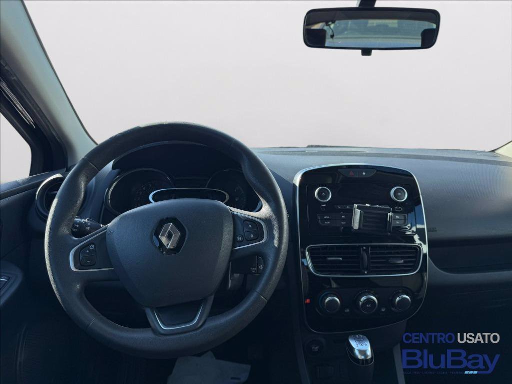 RENAULT Clio 1.2 75CV 5 porte Life