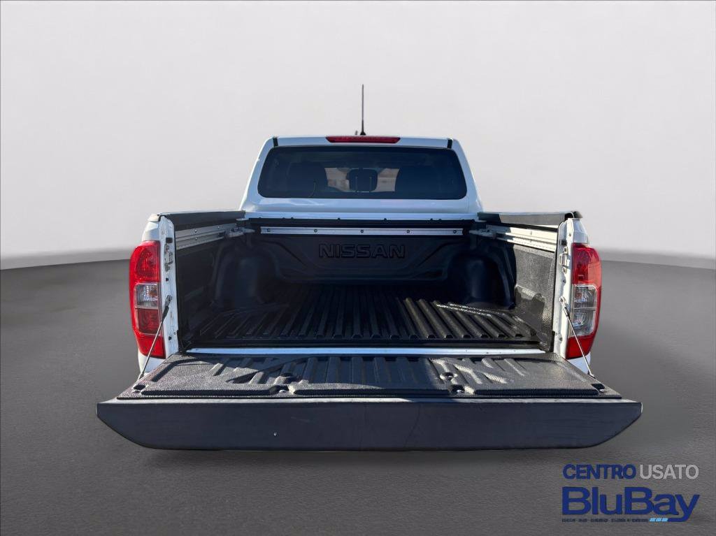 NISSAN Navara 2.3 dCi 4WD Double Cab Visia