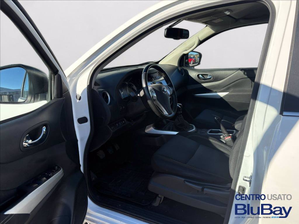 NISSAN Navara 2.3 dCi 4WD Double Cab Visia