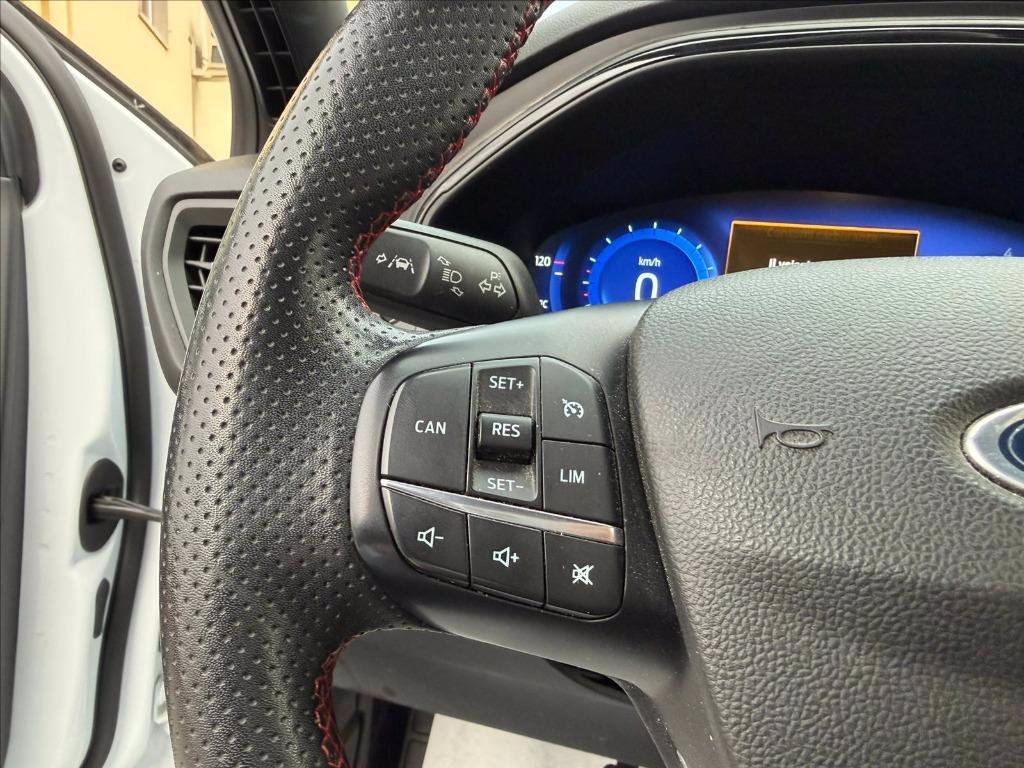 FORD Focus 1.0 EcoBoost Hybrid 155 CV 5p. ST-Line X