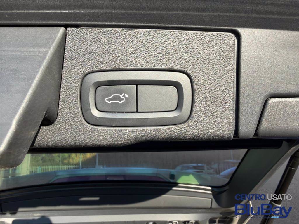 VOLVO XC60 D4 Geartronic Momentum