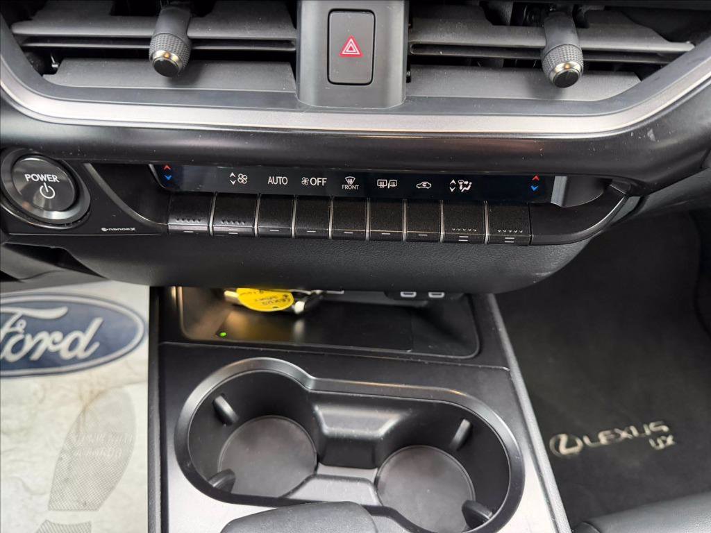 LEXUS UX Hybrid F Sport