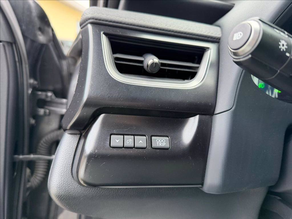 LEXUS UX Hybrid F Sport