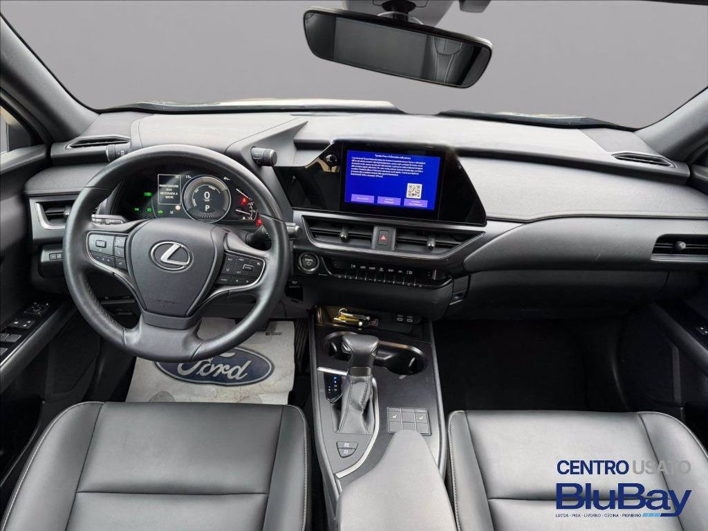 LEXUS UX Hybrid F Sport